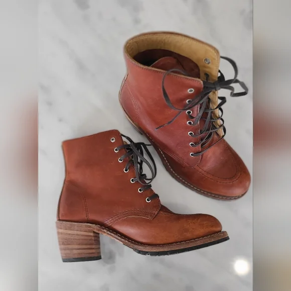 【Redwing】Clara※美品➕1品 Red Wing Welts For Women, Too. Just Look at The Clara Boot